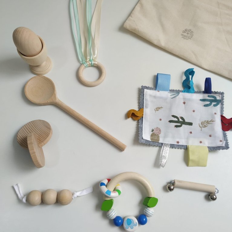 Kit Juguetes de madera para bebé hechos a mano método Montessori y Waldorf - Mamá Luz